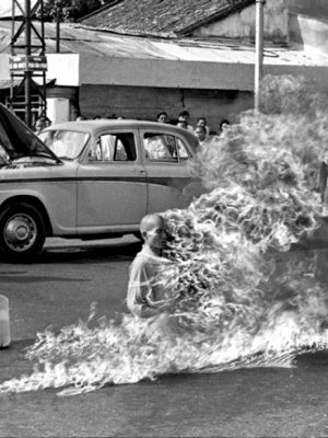 The true Story of Monk burning himself for discrimination of Buddhists